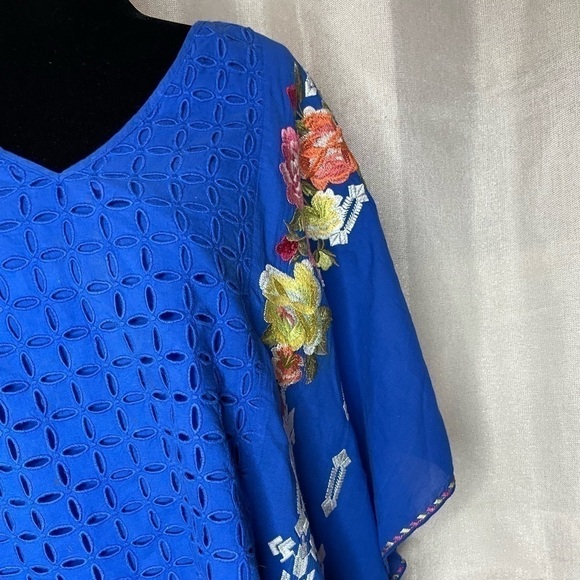 Johnny Was 3J Workshop Blue Tunic Bohemian Top Embroidered Size Med Womens   - Picture 7 of 10